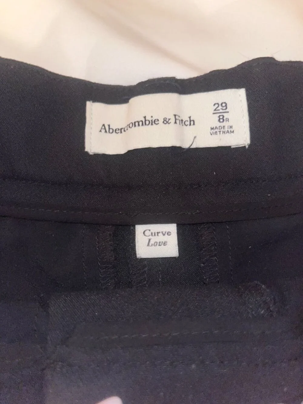 Abercrombie & Fitch black size